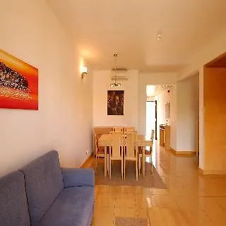 Marina Hotel