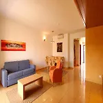 فندق Marina 4*